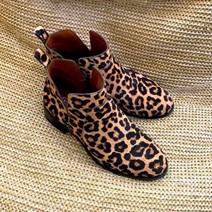Leopard Booties Like NEW Sz 8